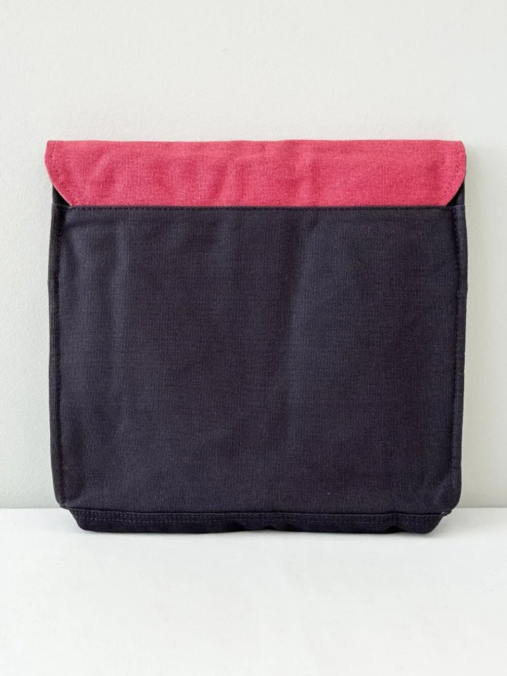 Disney x Junk Food Mickey Mouse Messenger Book Bag Retro Canvas Color Block NWT